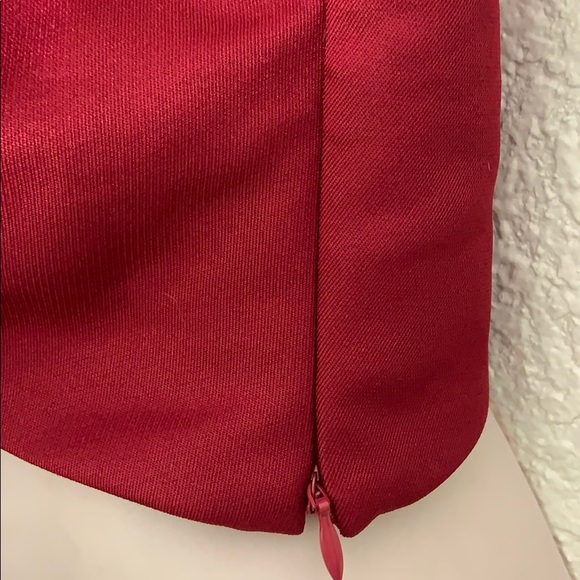 Tobi Crop Top - Picture 2 of 3